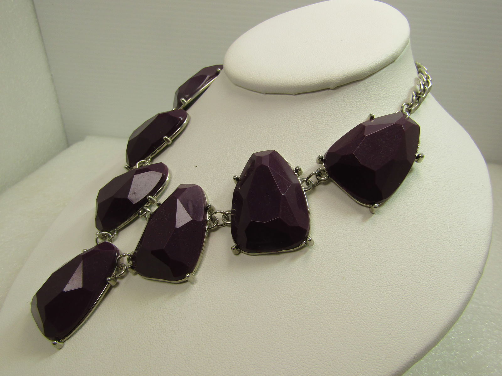 Purple Bib Chunky Necklace, Silver Tone, 19"-22", 1990's/After - 2