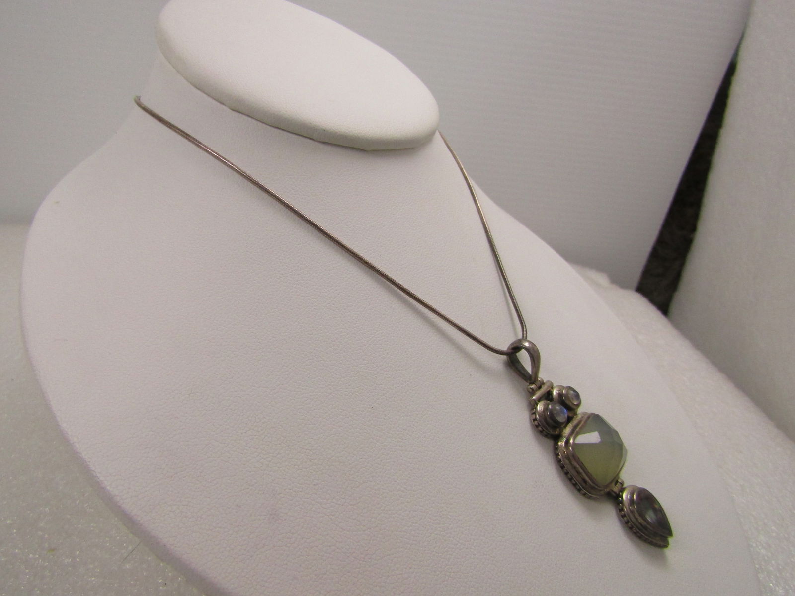 Vintage Sterling Mystic Topaz, Moonstone Necklace, 18", 1980's, Boho/Southwestern Appeal - 3