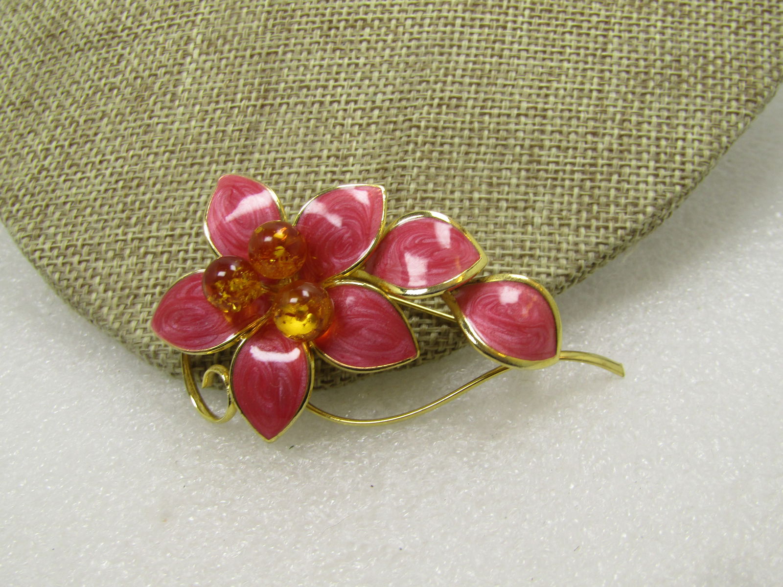 Vintage Pink Enameled Floral Stem Brooch, Faux Amber Beads, 1970's - 4