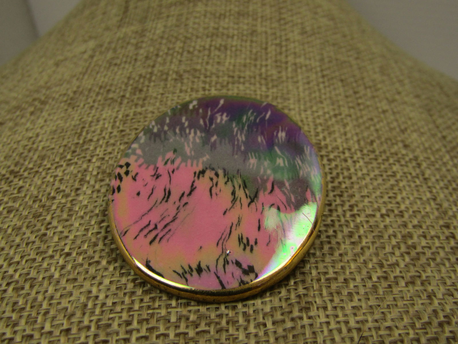 Pink/Gray/Gold Iridescent Oval Brooch, 1980's, Handmade: Pink/Gray/Gold Iridescent Oval Brooch, 1980's, Handmade. This has a gold leaf frame around the ceramic/porcelain oval brooch with pink then a gray green and then darker shading on the brooch. They are