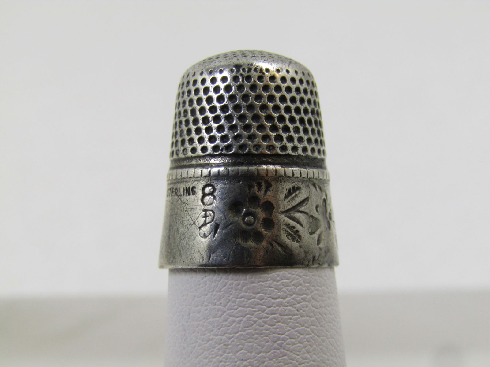 Vintage Sterling Thimble, Sz. 8, Signed, 1930's-1950's (1 of 7)