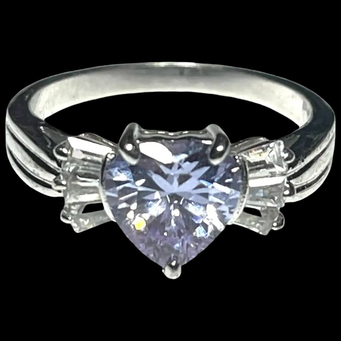 Estate Pink/Purple Topaz Heart Ring: Title: Estate Pink/Purple Topaz Heart Ring Description: Estate Pink/Purple Topaz Heart RingHallmarked: 925Weighs: 3.6 gramsMeasures US Ring Size: 7 Reserve: $65.00 Shipping:Domestic: Flat-rate of