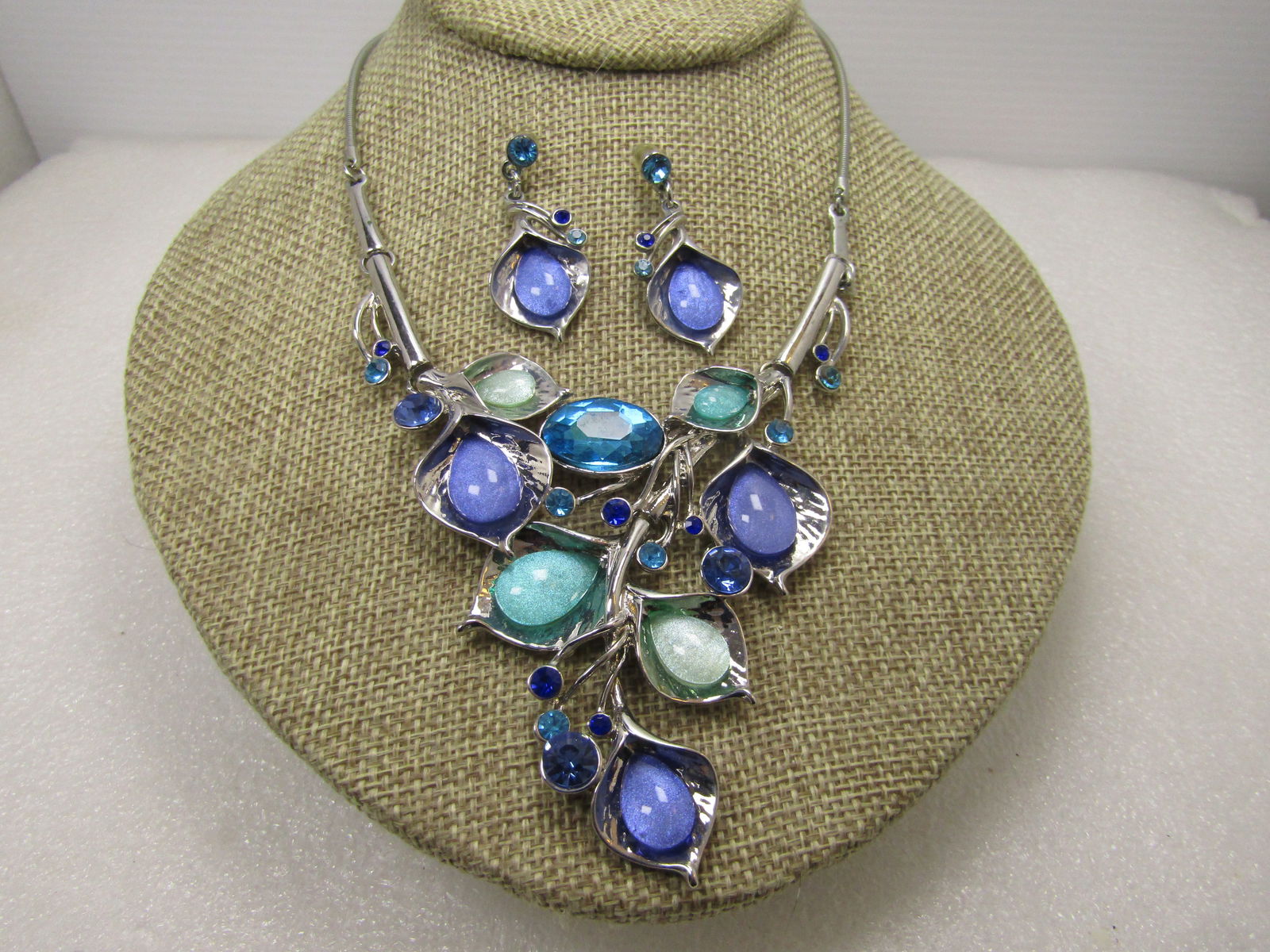 Blossom & Vine Drop Necklace & Earrings Set, Blues/Greens, 20", Pierced, 1990's - 3