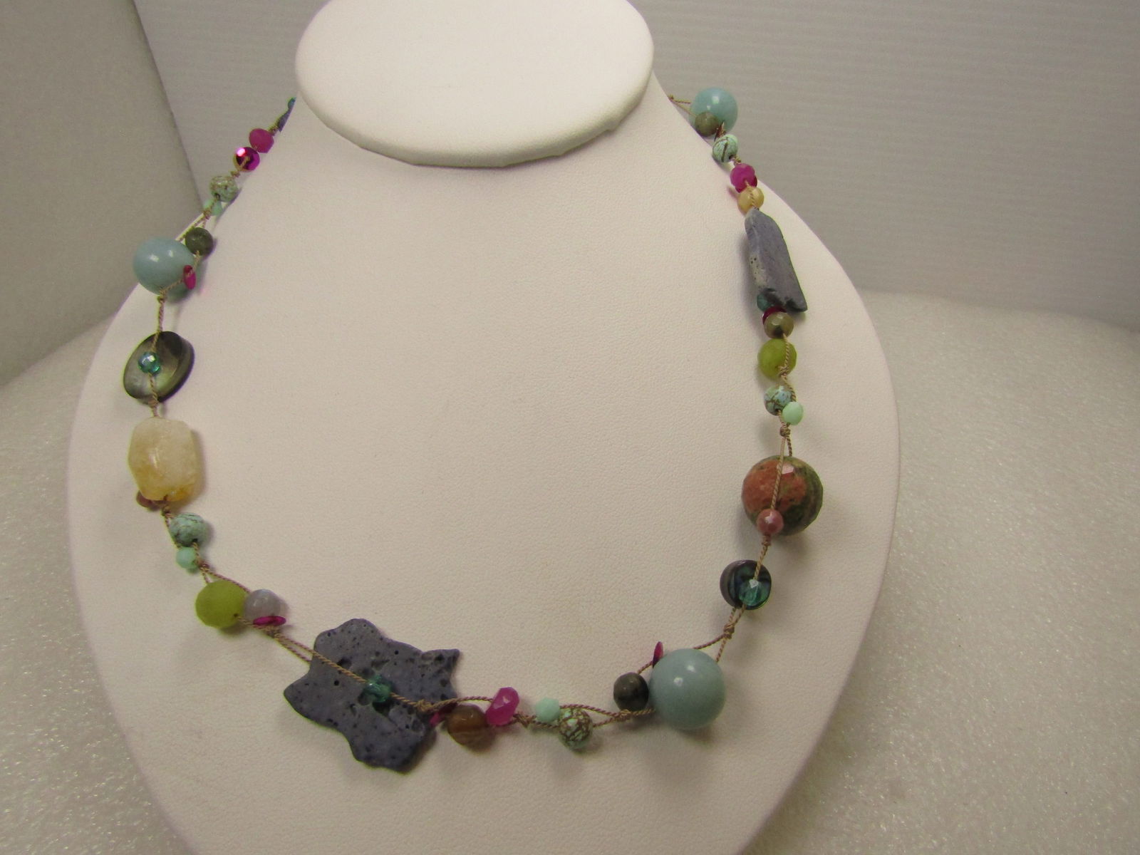 Vintage Natural Stone Necklace Sterling Hook Clasp, 21". Age is 90's-2000's - 2