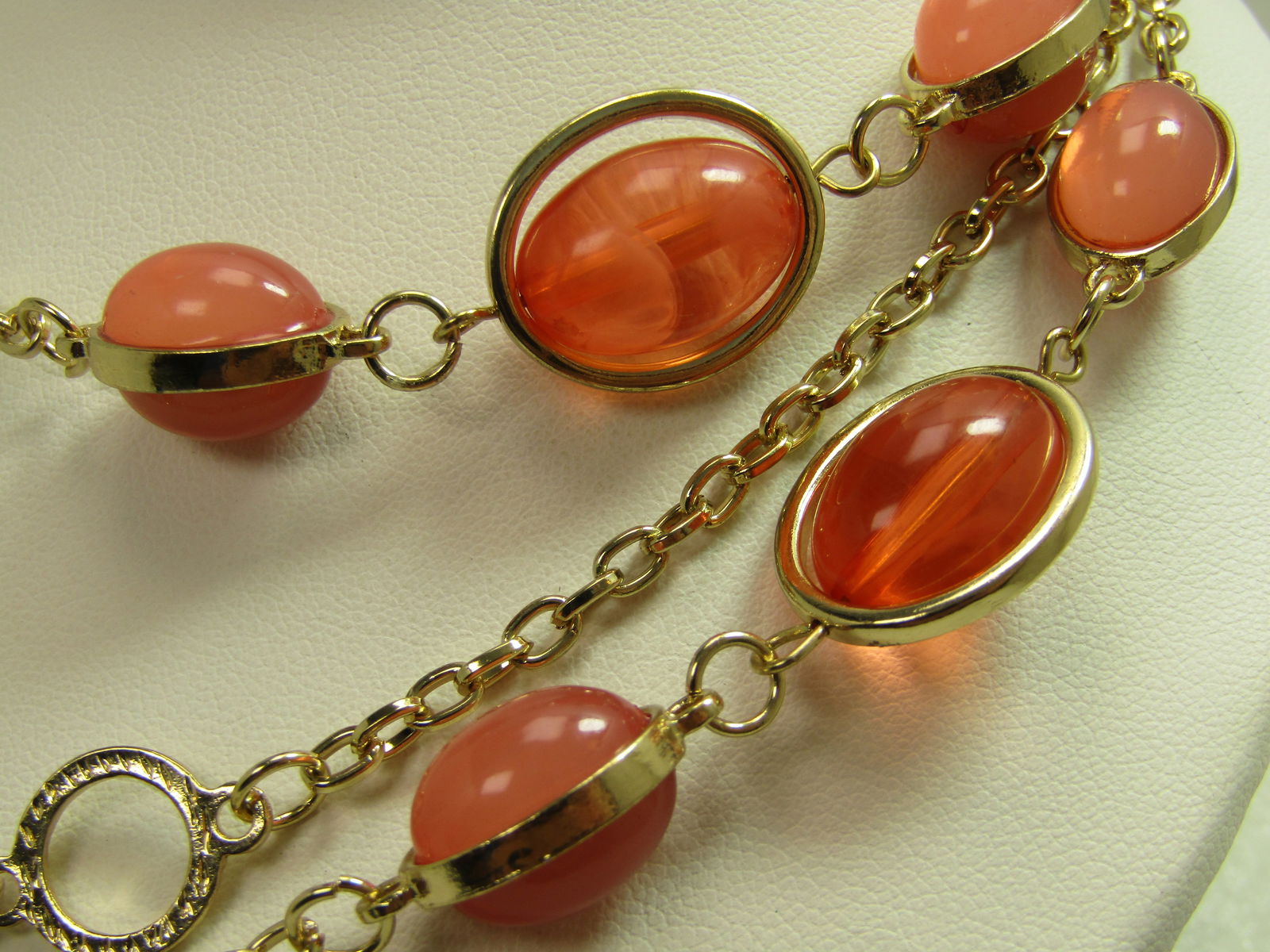 Pink Opaque & Clear/White Beaded Necklace, 24", 1980's-1990's - 4