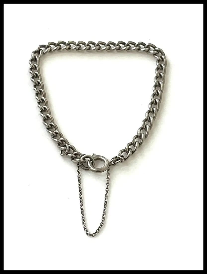 Vintage Sterling SIlver Rounded Curb Link Bracelet with Safety Chain - 3