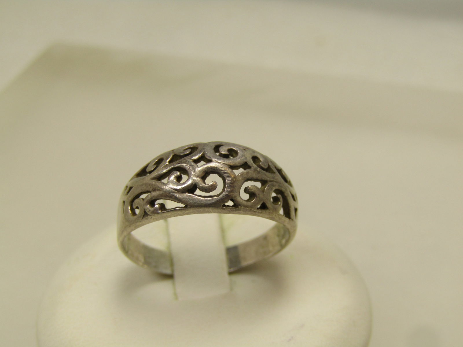 Vintage Sterling Open Domed Scroll Ring, Sz. 9. 1960's-1970's (1 of 6)