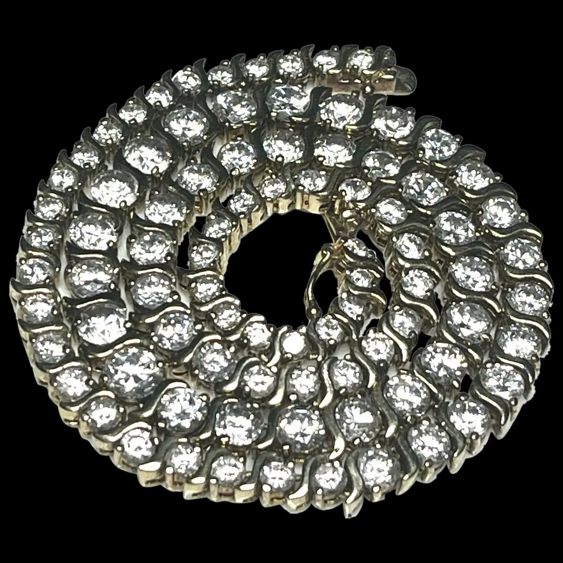 Estate Sterling Silver Gold Plated Graduated Tennis Necklace: Title: Estate Sterling Silver Gold Plated Graduated Tennis Necklace Description: Estate Sterling Silver Gold Plated Graduated Tennis Necklace Hallmarked- CL 925Graduated Weighs 40.7 gramsNecklace Meas