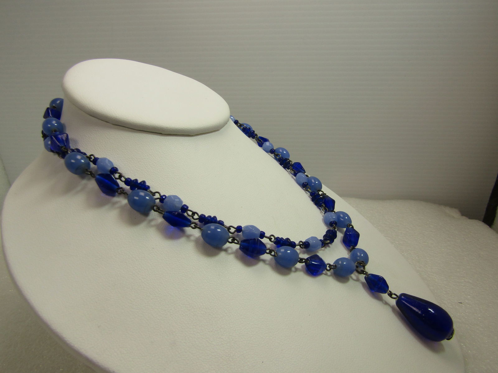 Vintage Black Glass/Metal Leave Brooch & Clip Earrings, 1940's-1950's - 3