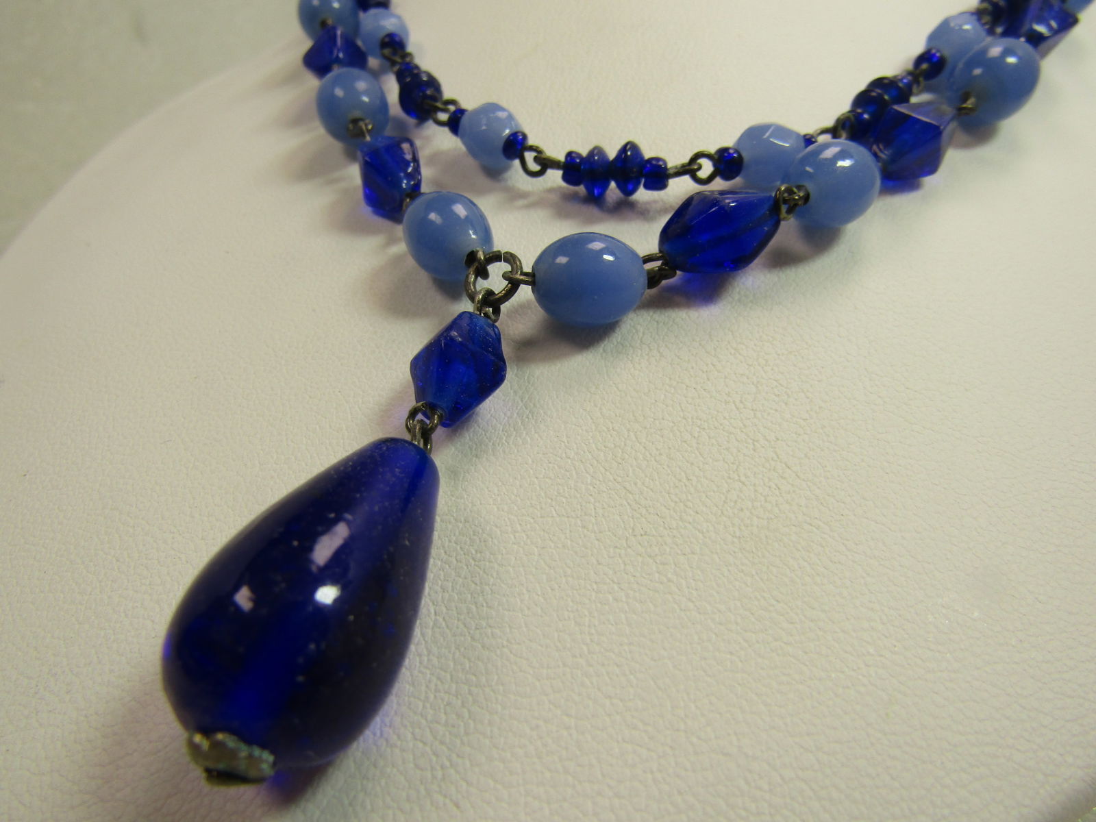 Vintage Black Glass/Metal Leave Brooch & Clip Earrings, 1940's-1950's - 4