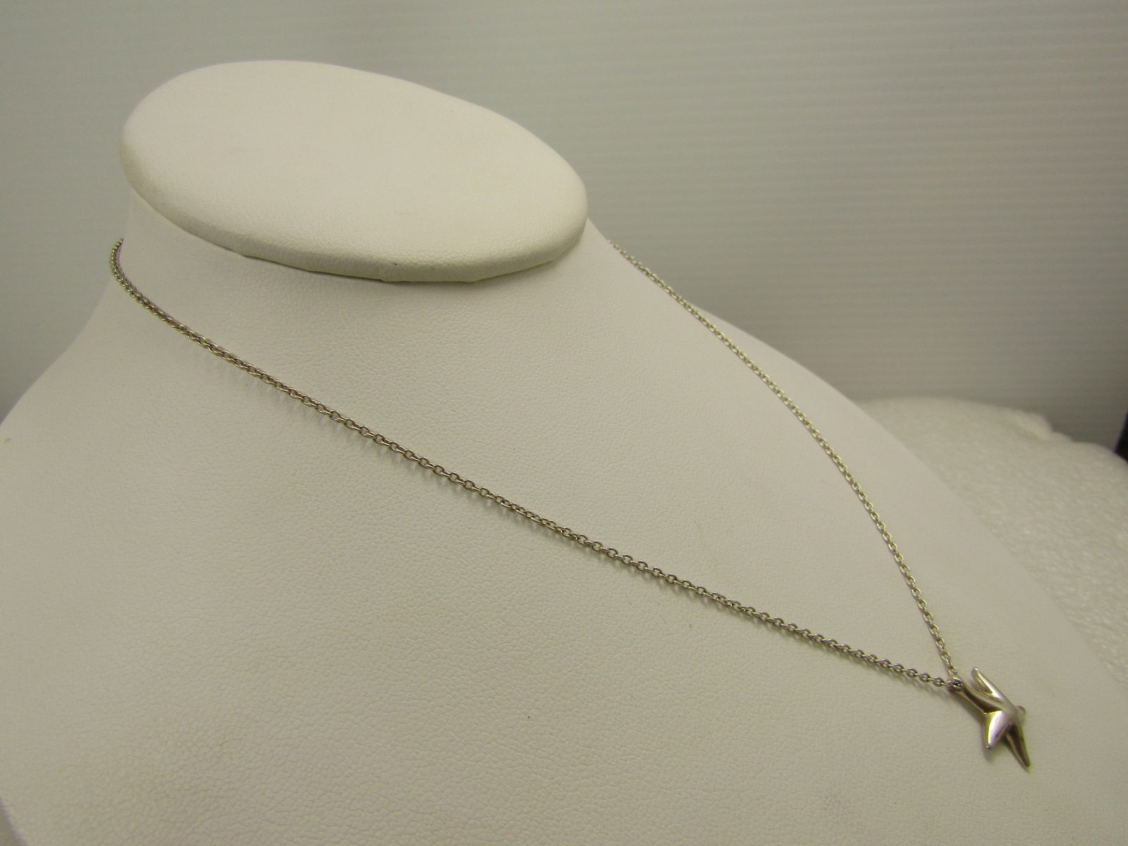 Vintage Silver Tone Star Fish Necklace, 16", 1980's-1990's - 3