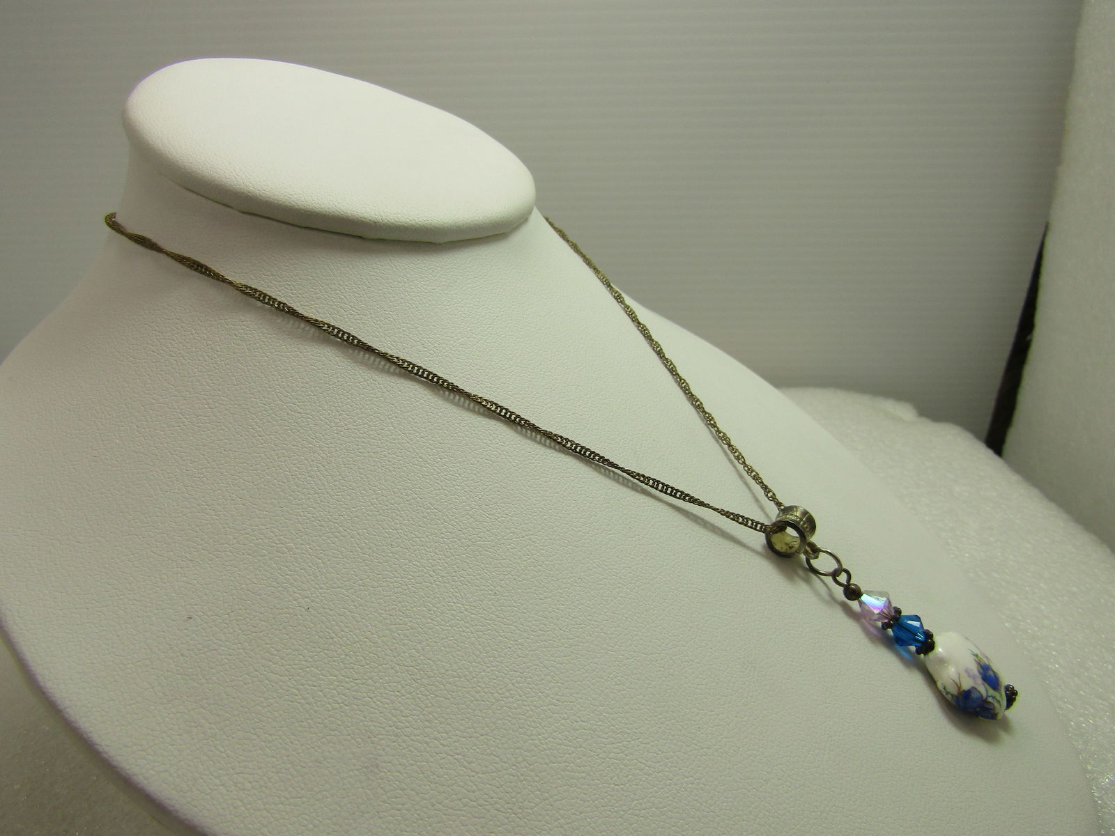 Vintage Blue/White Floral Necklace/Earrings/Bracelet Set, 1980's - 13