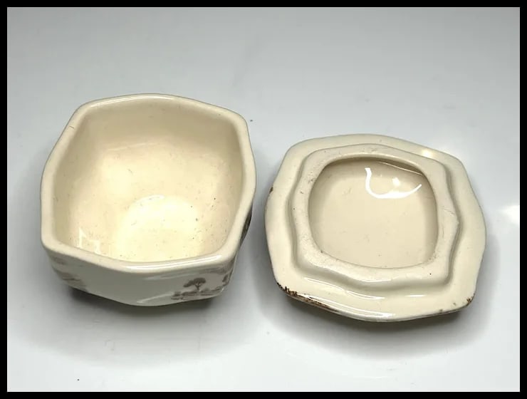 Vintage Trinket Box Stagecoach Horses Brown Transferware Made in England - 6