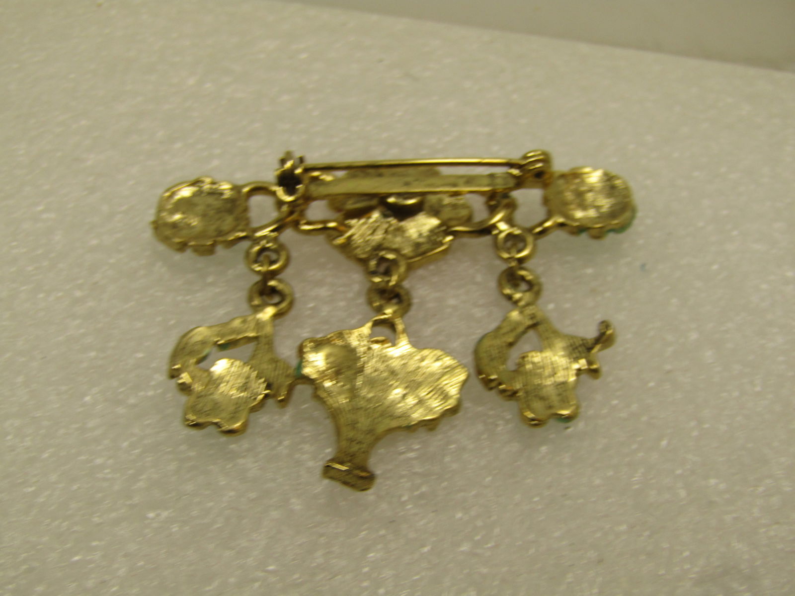 Vintage Gold Tone Floral Bar Brooch & Sangles, 1980's, Enameled - 4