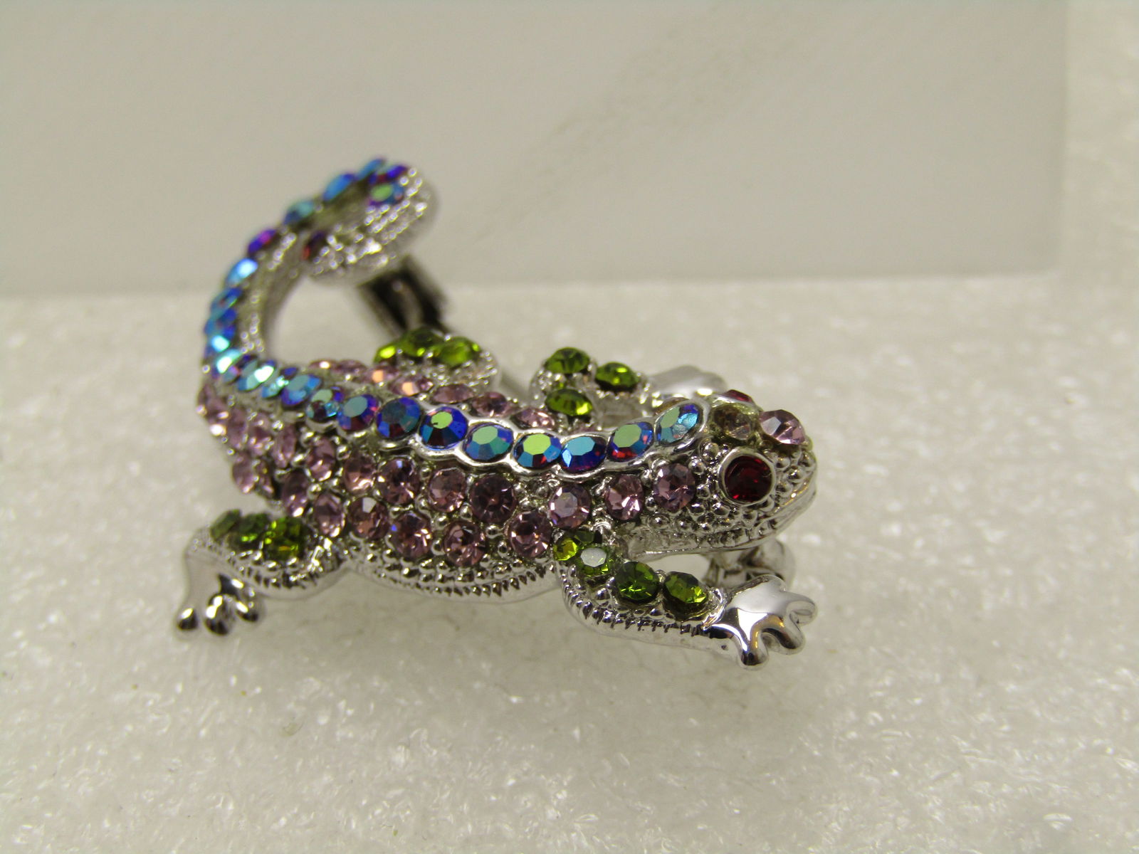 Vintage Rhinestone Lizard Brooch, Aurora Borealis, 1980's (1 of 5)
