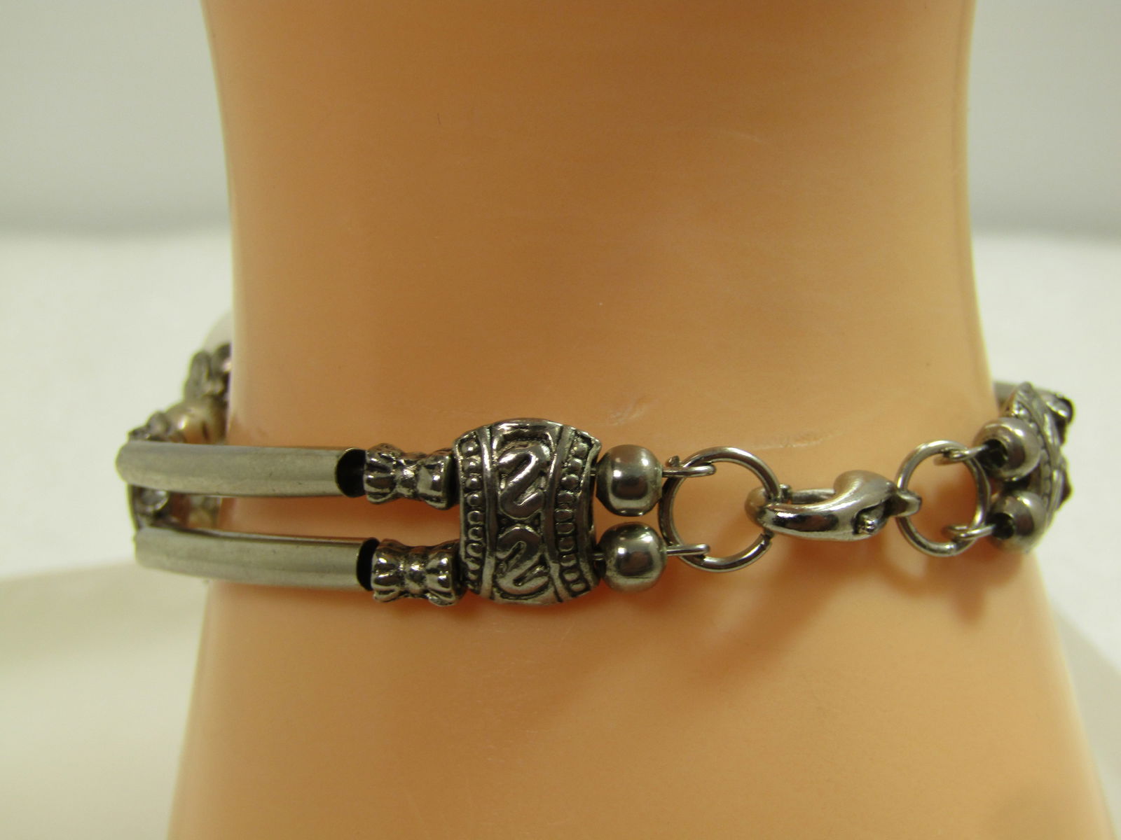 Vintage Double Strand Round Glass Beaded Bracelet.6.75", 1980'S-1990'S - 7