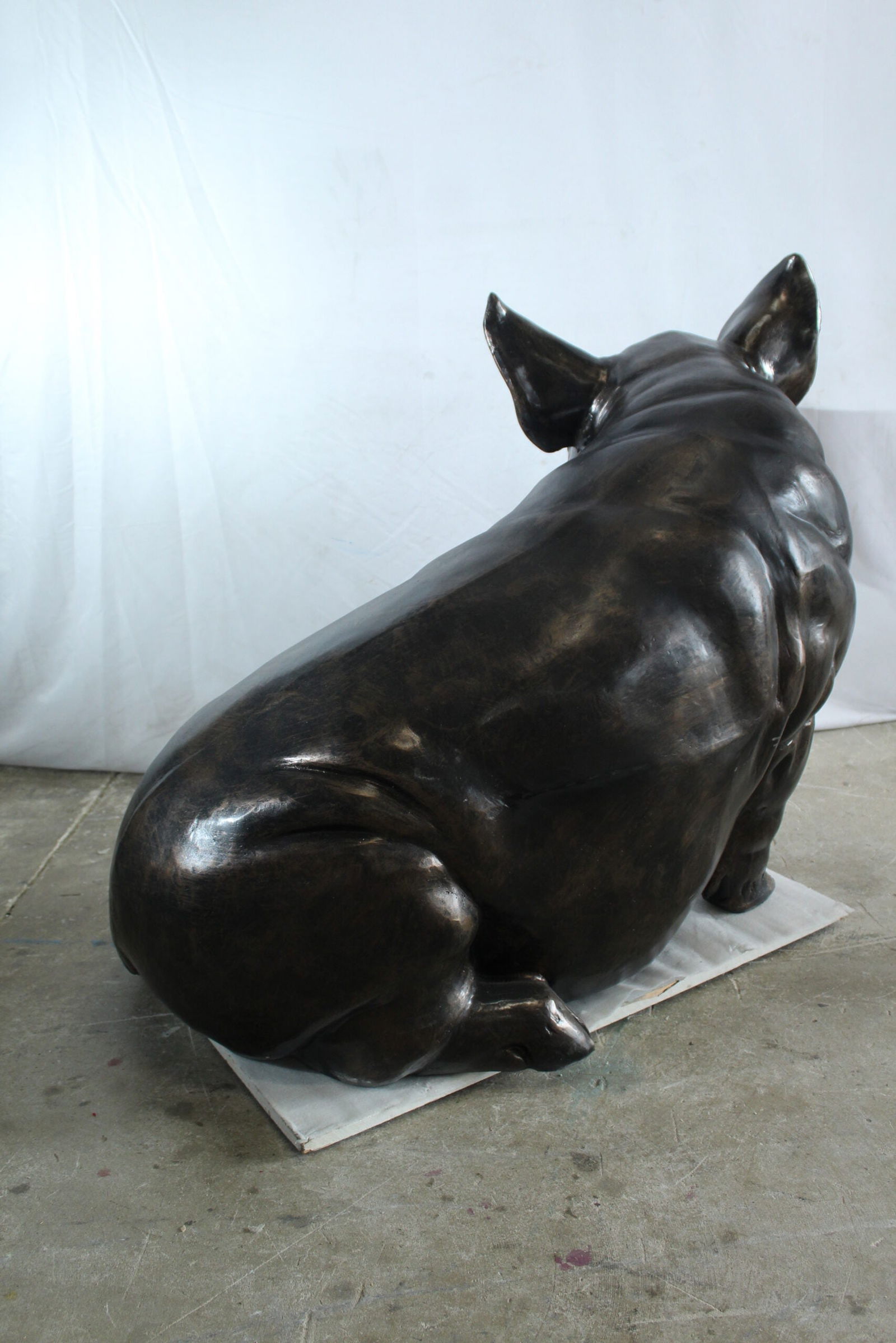 Large Sitting Pig Aluminum Statue with Realistic Detailing - Indoor & Outdoor Decorative Sculpture - - 6