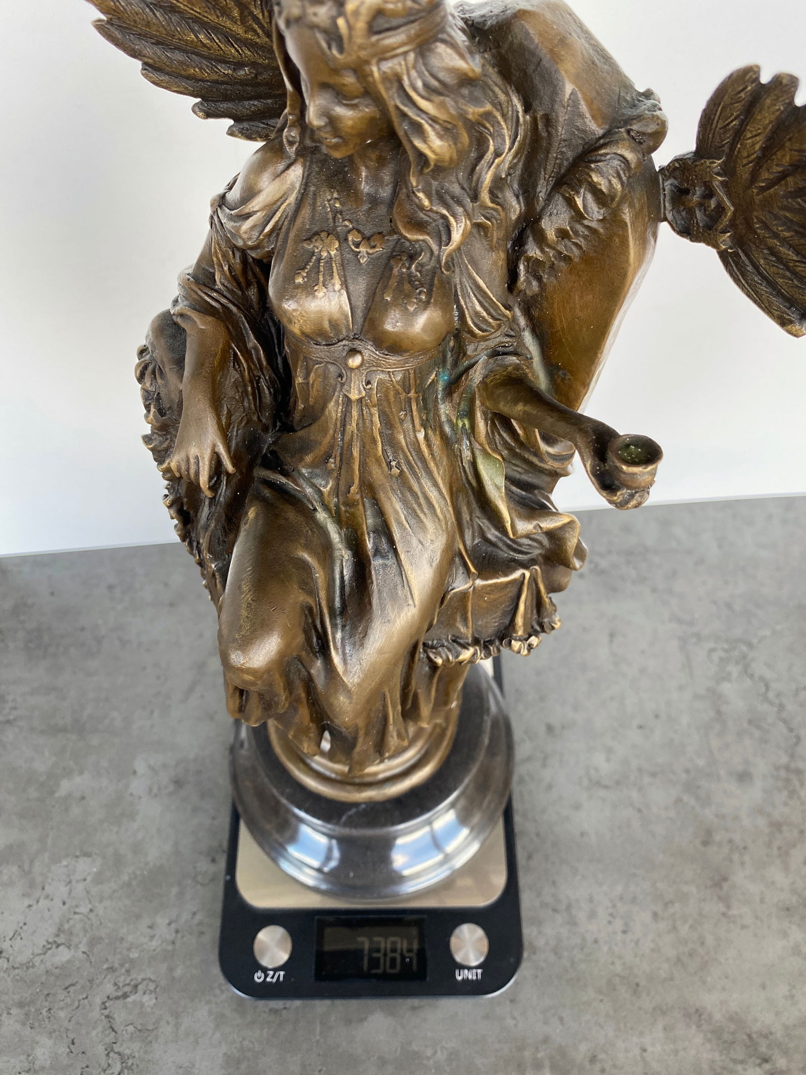 Sign. Bronze Egyptian Queen Cleopatra On marble base - 7