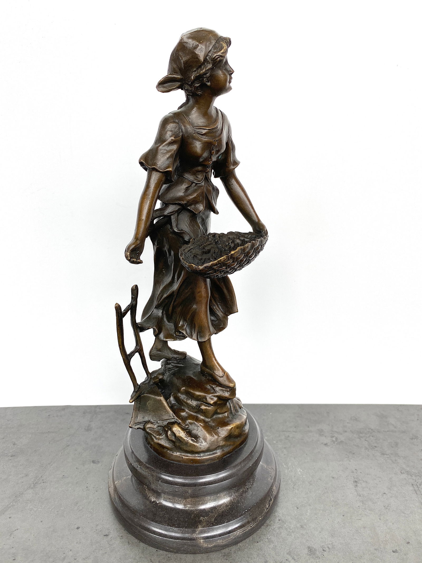 Sign. Bronze statue "The Sower" with marble base - 4