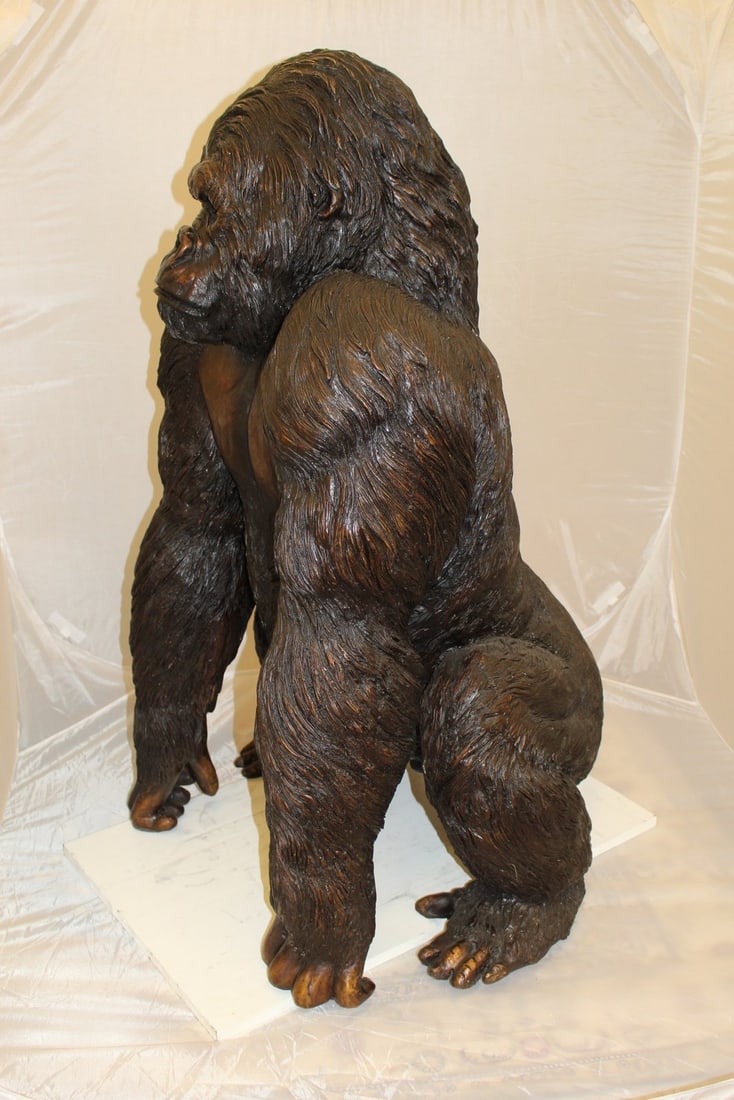 King Kong Bronze Statue - Size: 32"L x 28"W x 49"H. - 10