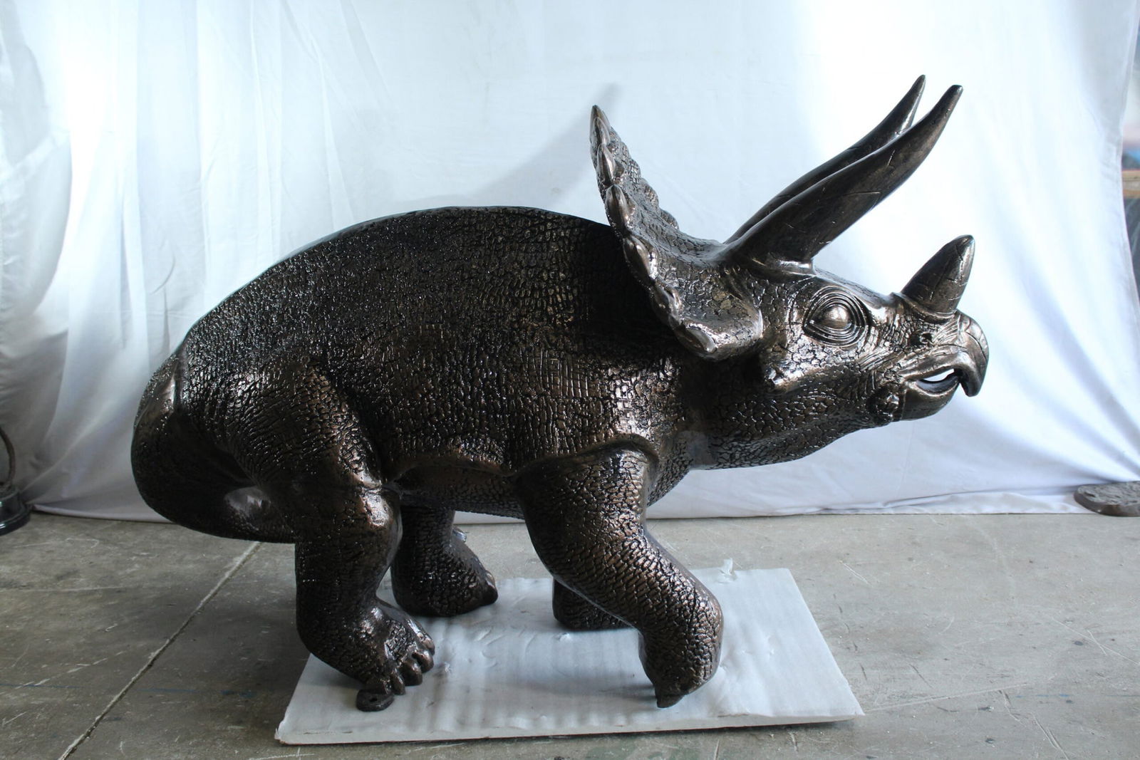 Giant Aluminum Triceratops Statue - 57" Long Dinosaur Sculpture with Detailed Scales & Horns for - 10