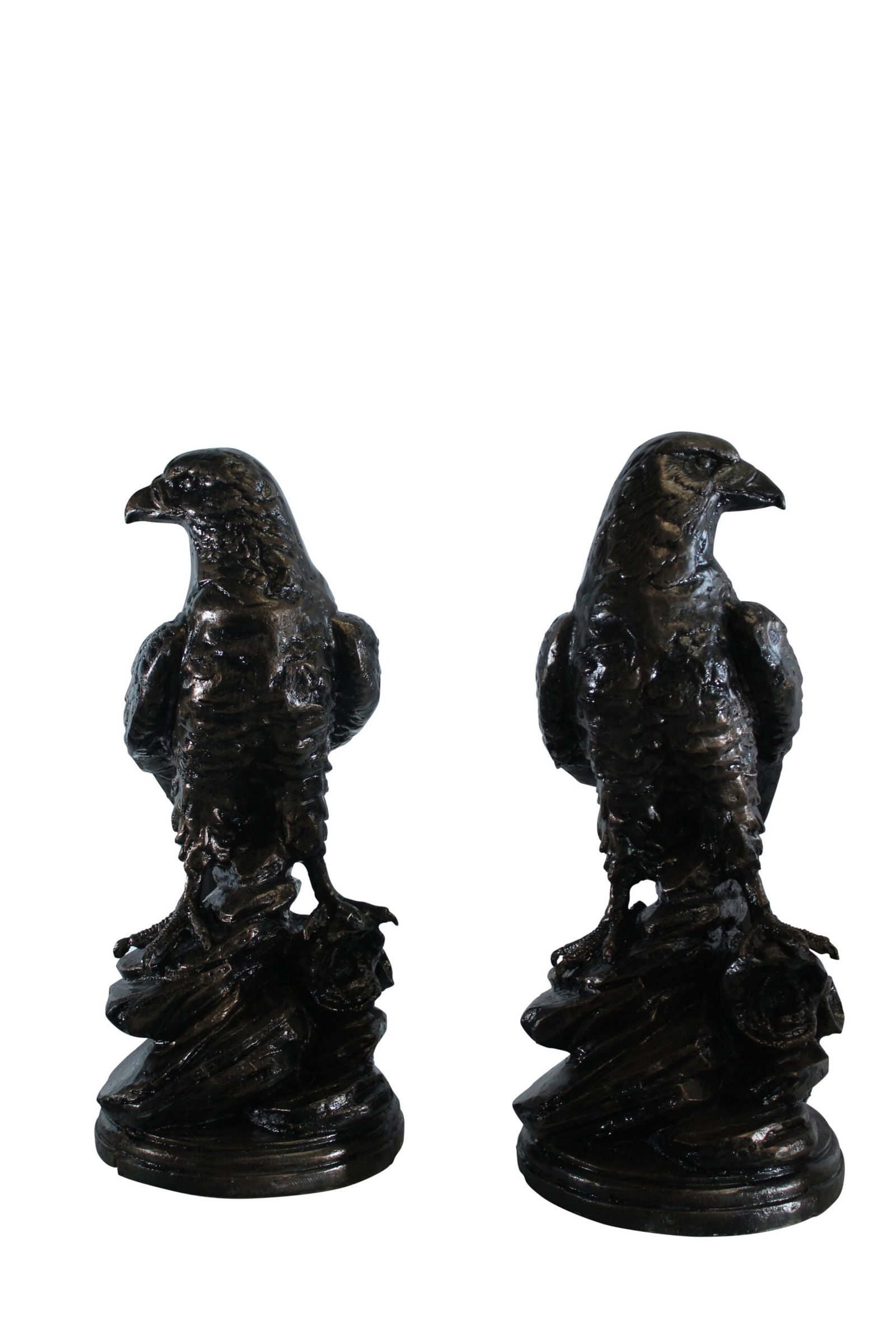 Pair of Aluminum Eagle Statues - Majestic Bird Sculptures with Detailed Feathers and Regal Presence (1 of 11)