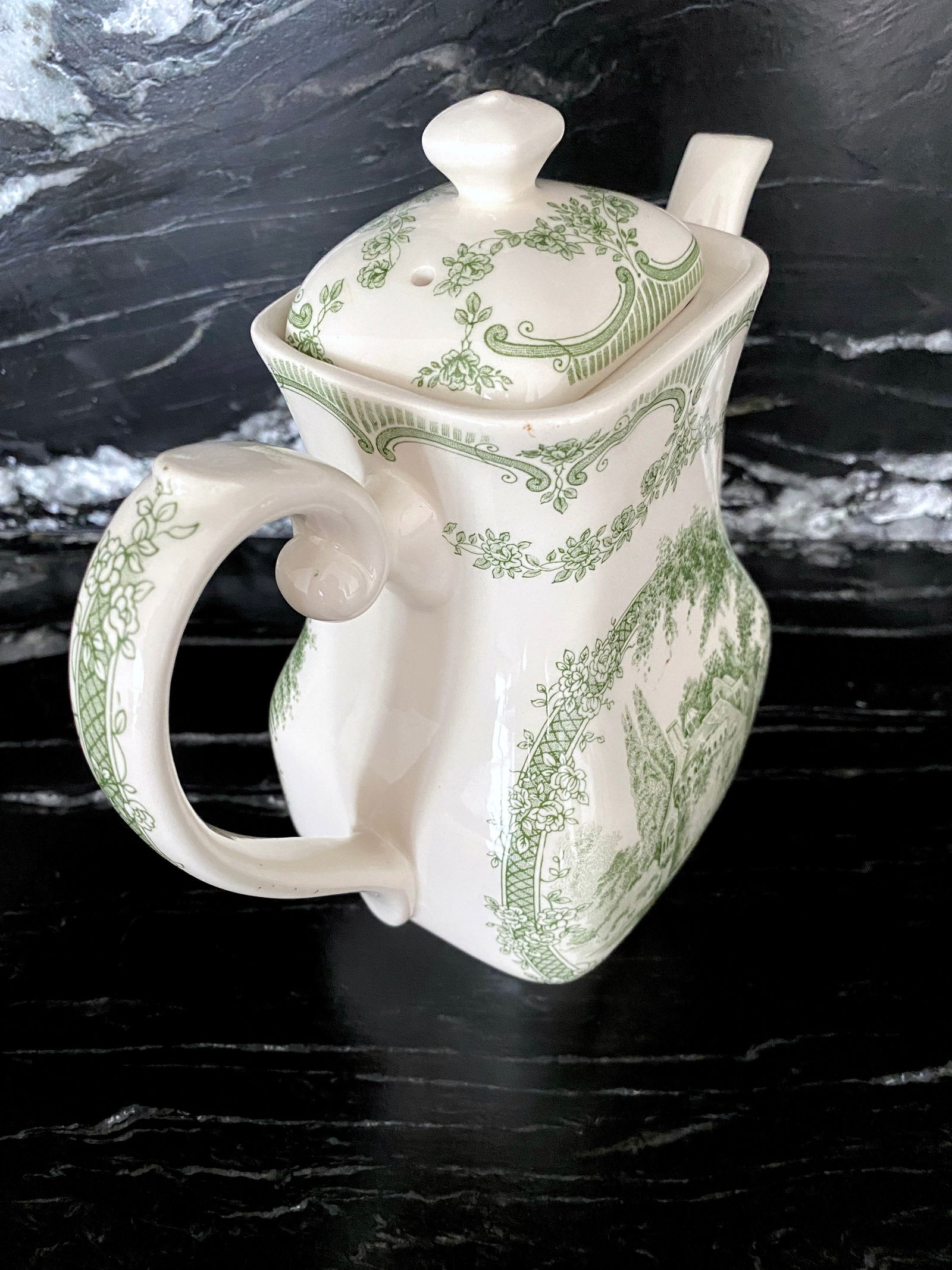 Antique Porcelain Tea pot - 5
