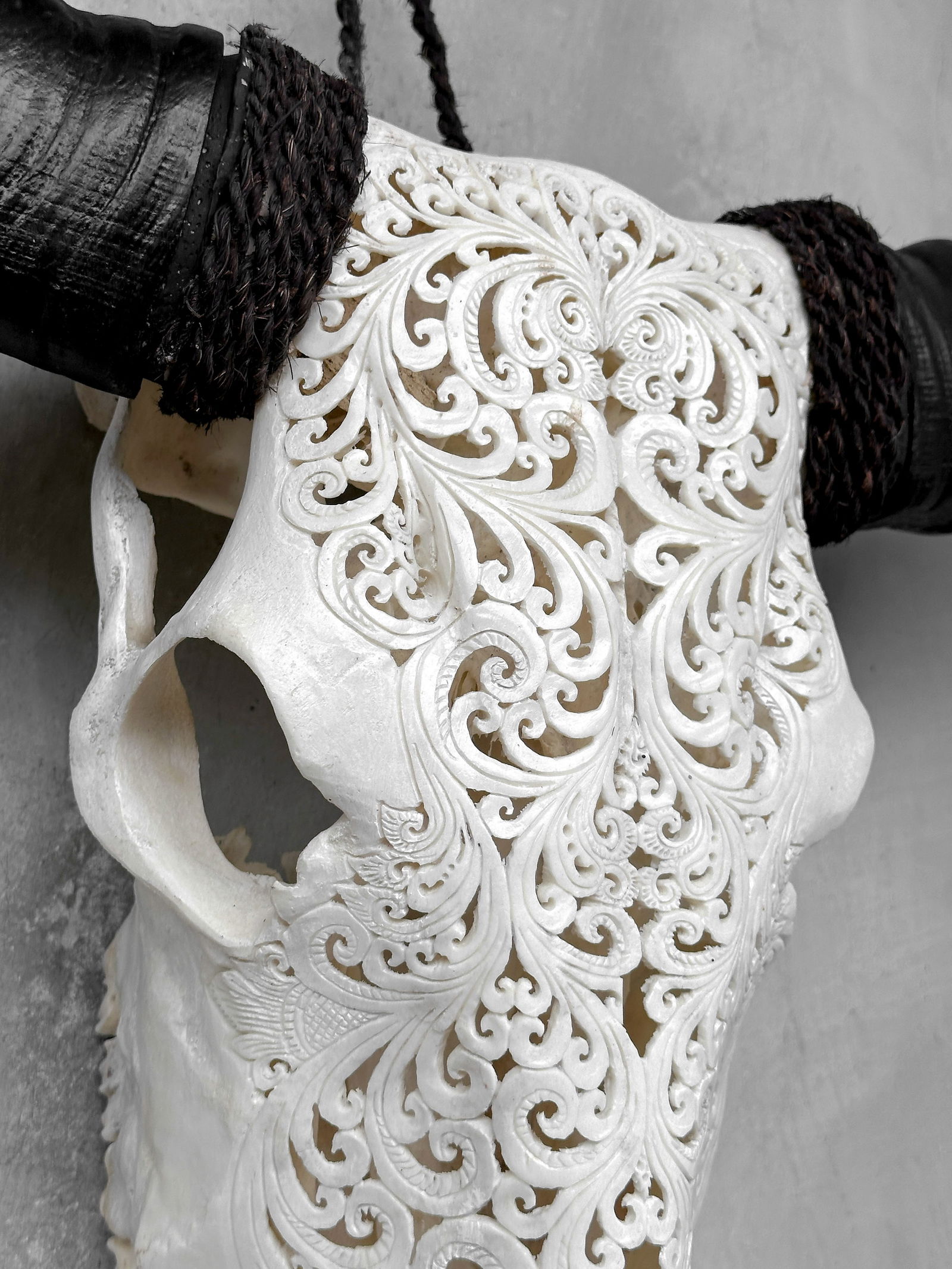 White buffalo skull - Traditional Balinese motif - 7