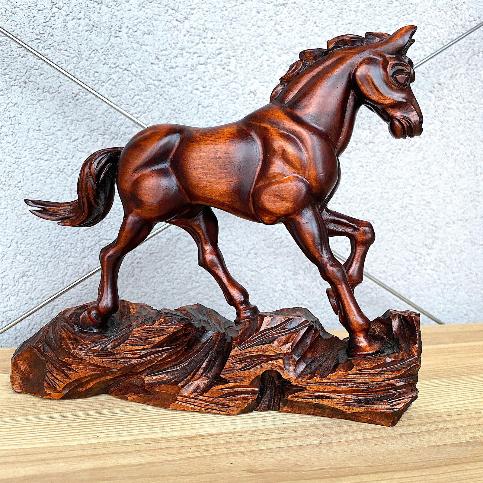 Wooden Hand carved Horse statue - 7