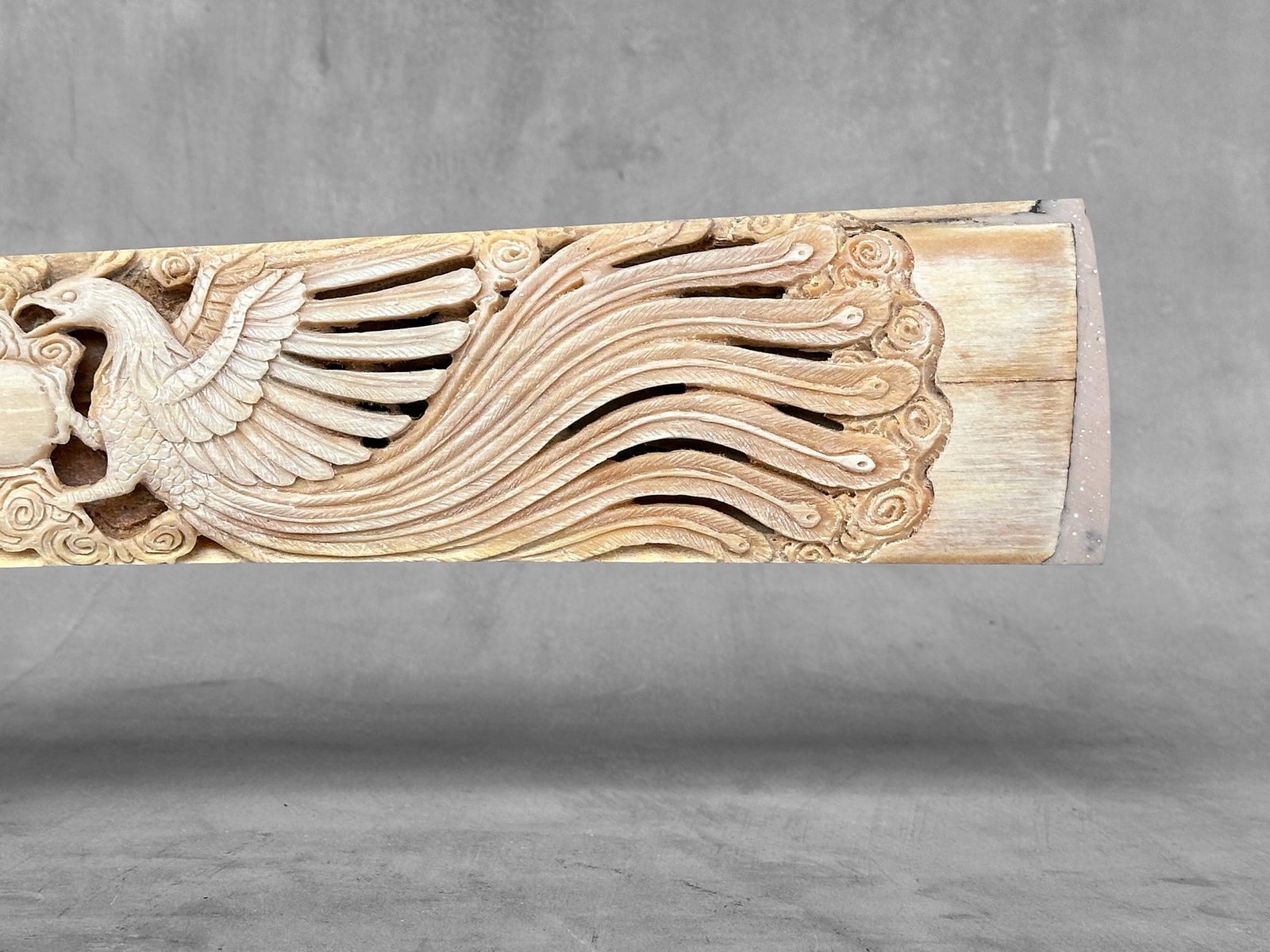 Impressive engraved swordfish rostrum - Dragon Phoenix motif - 10