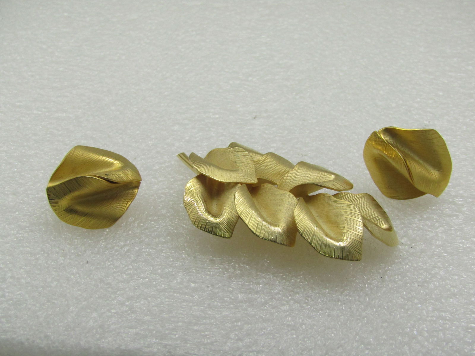 Vintage Gold Leaf Stem Brooch & Earrings Set, 1960's - 3