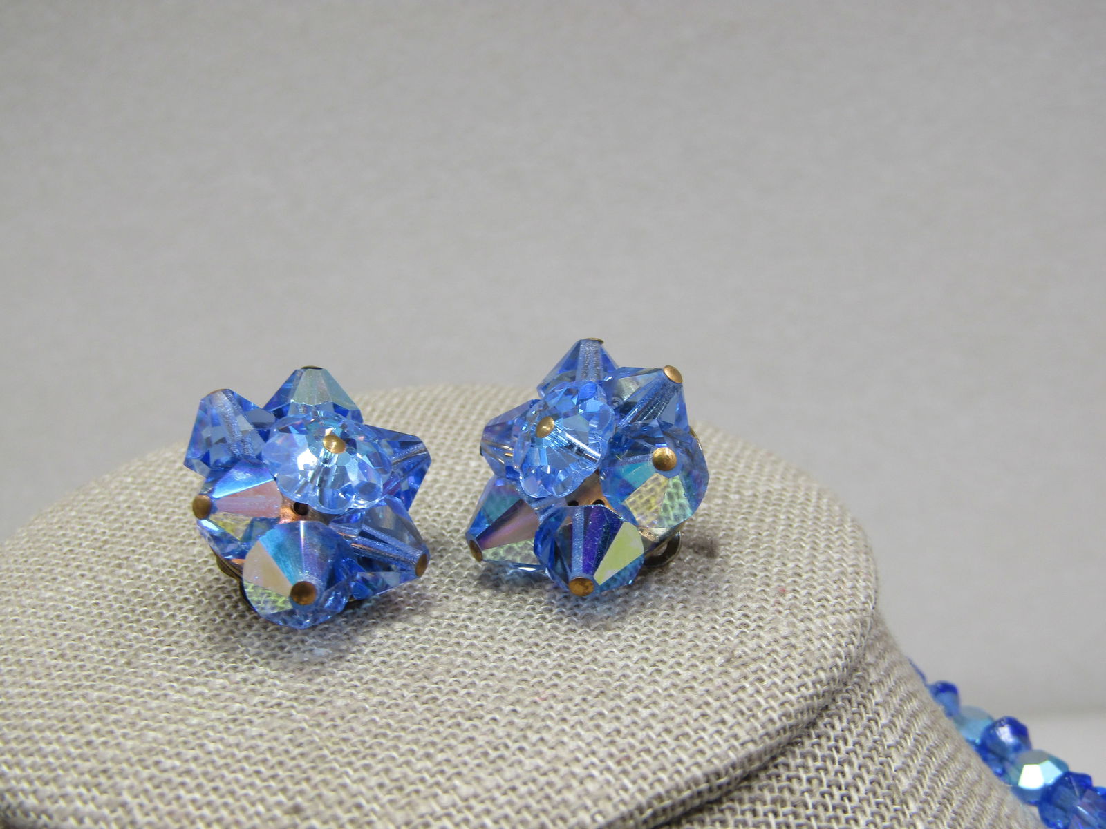 Vintage Blue Aurora Borealis Rhinestone Necklace & Clip Earrings - 3