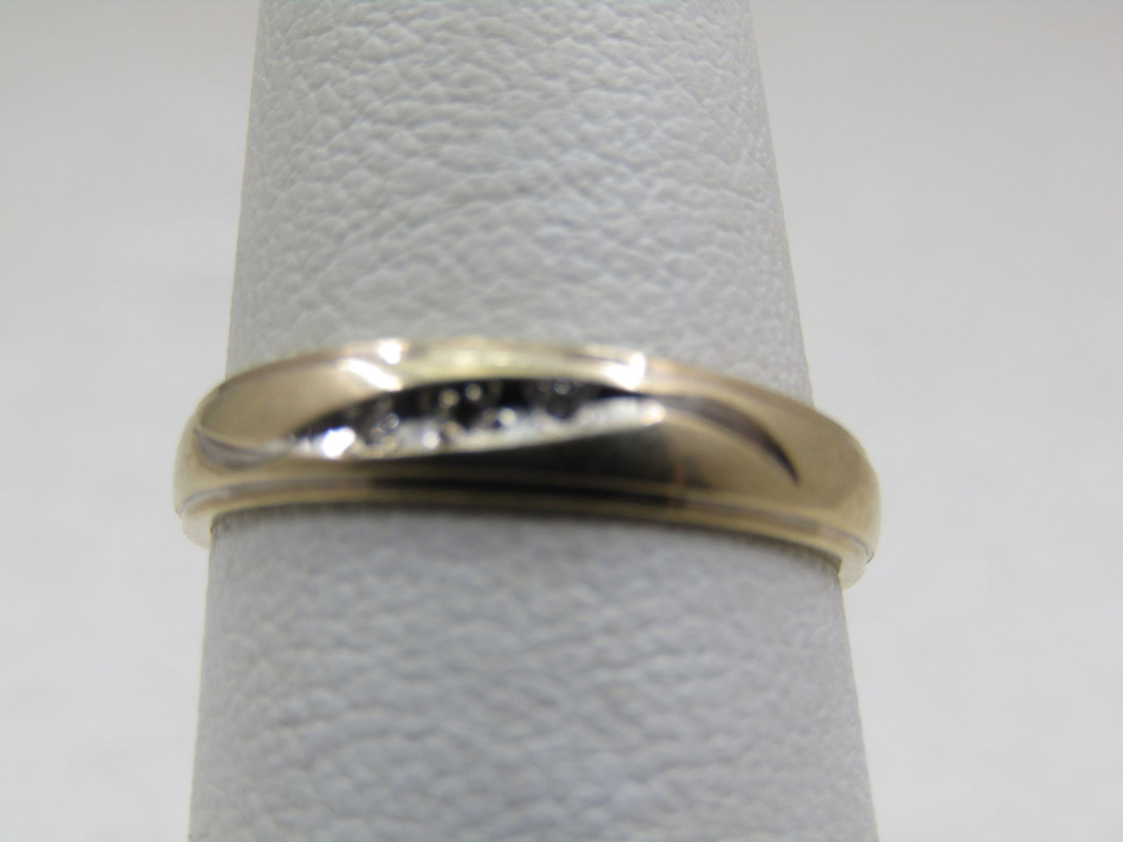 Vintage 10kt Wedding Band wih Diamonds, Two-Tone, Sz. 6 (1 of 7)