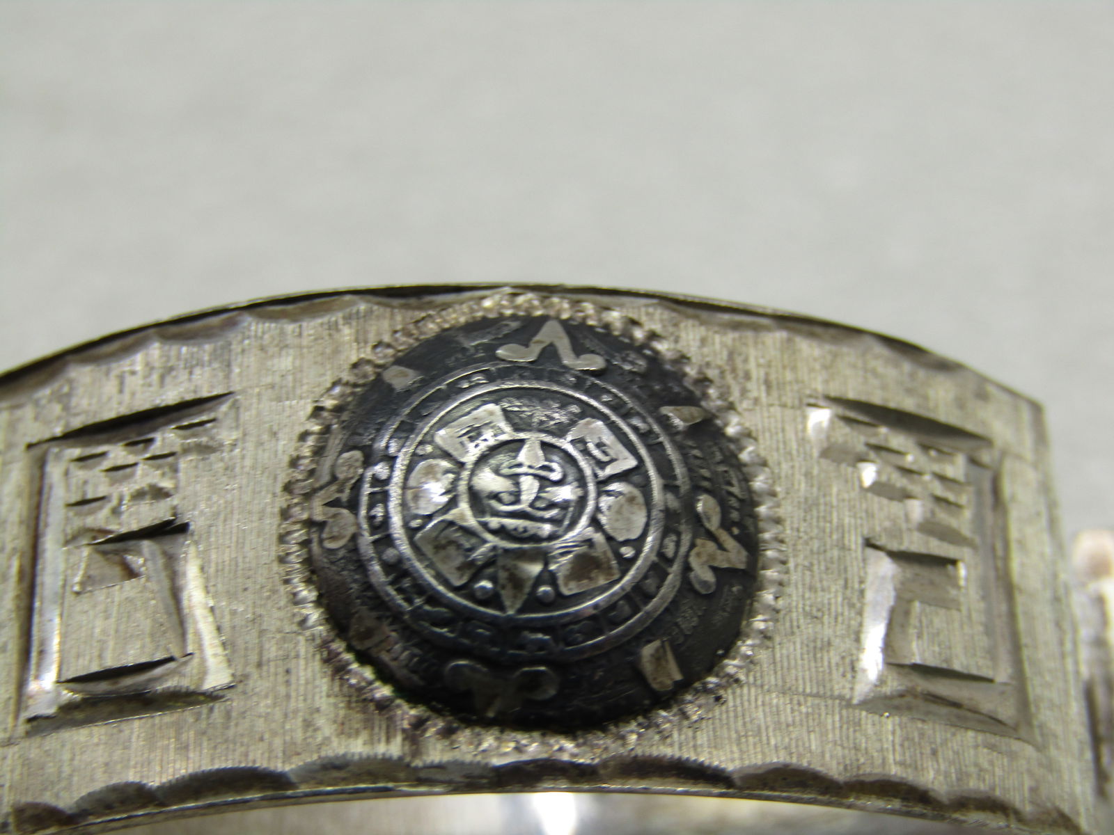 Vintage Sterling Mexican Pictorial Link Bracelet, 6.75" Signed - 4