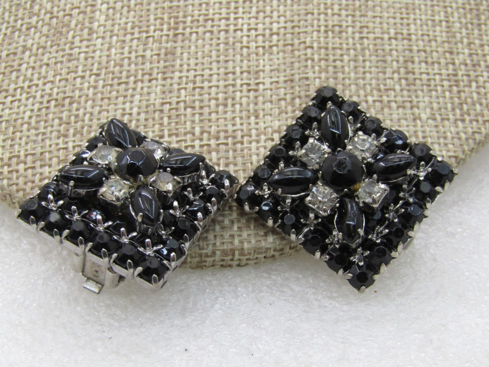 Vintage La Rel Black & Clear Rhinestone Earrings, Clip, 1" Square,: Vintage La Rel Black & Clear Rhinestone Earrings, Clip, 1" Square, Silver Tone, art deco themed from 1950's-1960's. Two tiered, bottom is 1" square black glass, prong-set rhinestones with marquise