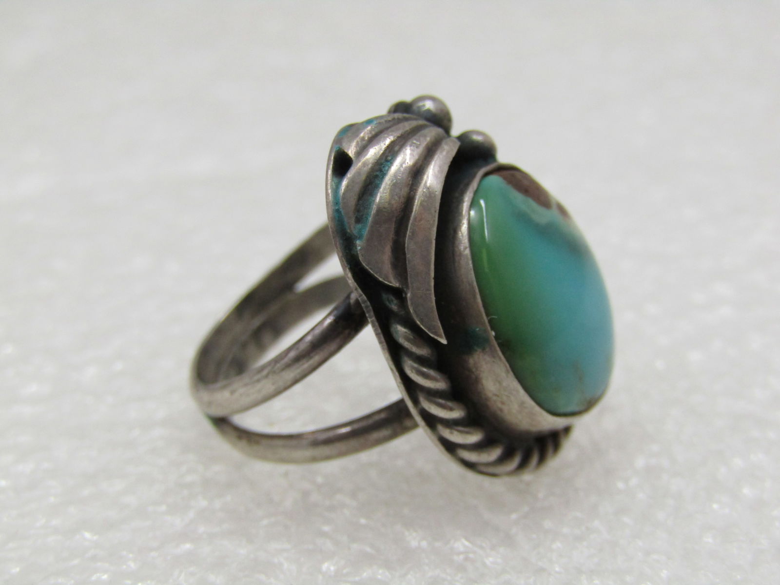 Vintage Southwestern Sterling Turquoise ring, Sz. 5 - 3