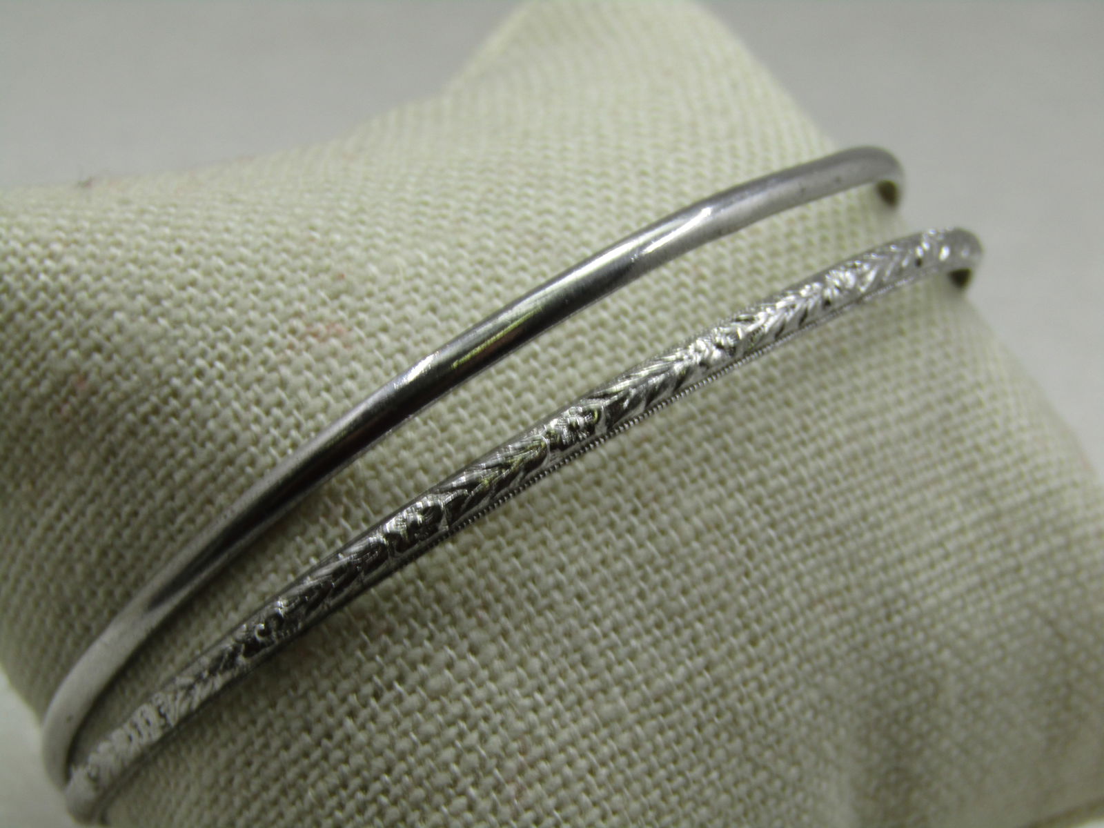Vintage Pair of Sterling Bangle Bracelets, 7.75", Signed BB (1 of 5)