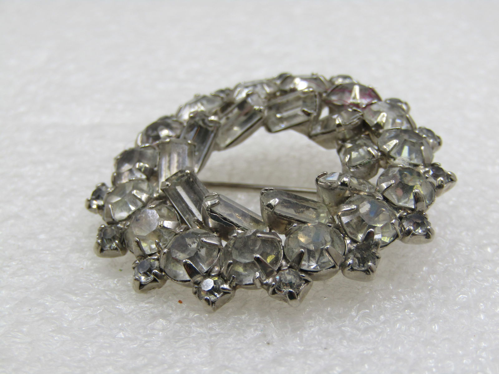 Vintage Clear Rhinestone Circle Brooch, 1.75", 1940'-1950's - 4