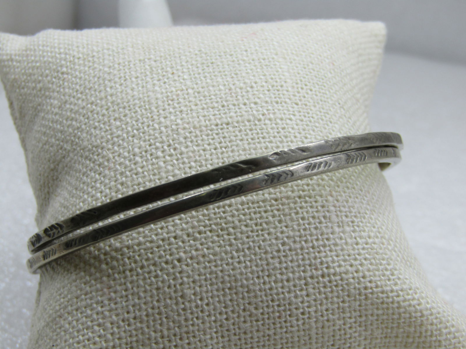 Vintage Pair Sterling Bangle Bracelets, Taxco, Mexico, 7.75" (1 of 7)