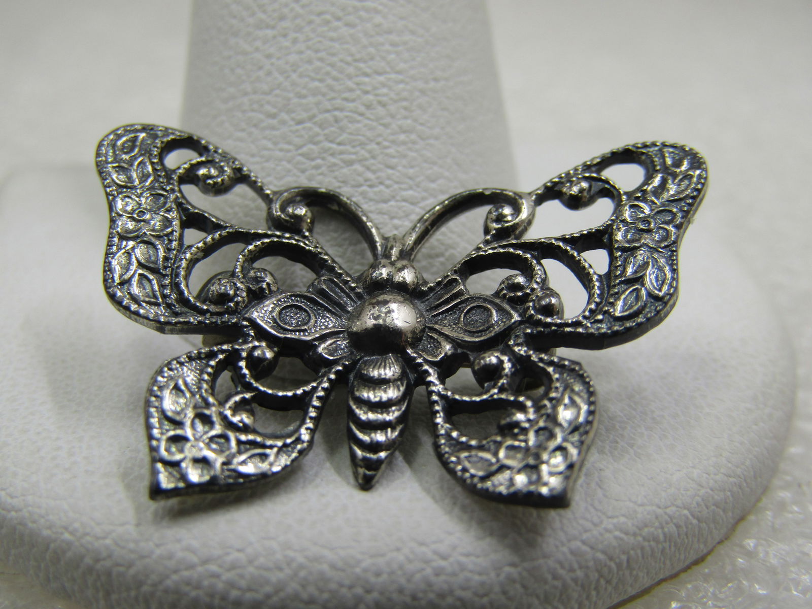 Vintage Sterling Butterfly Brooch, Scrolled, 1-1/8" - 4