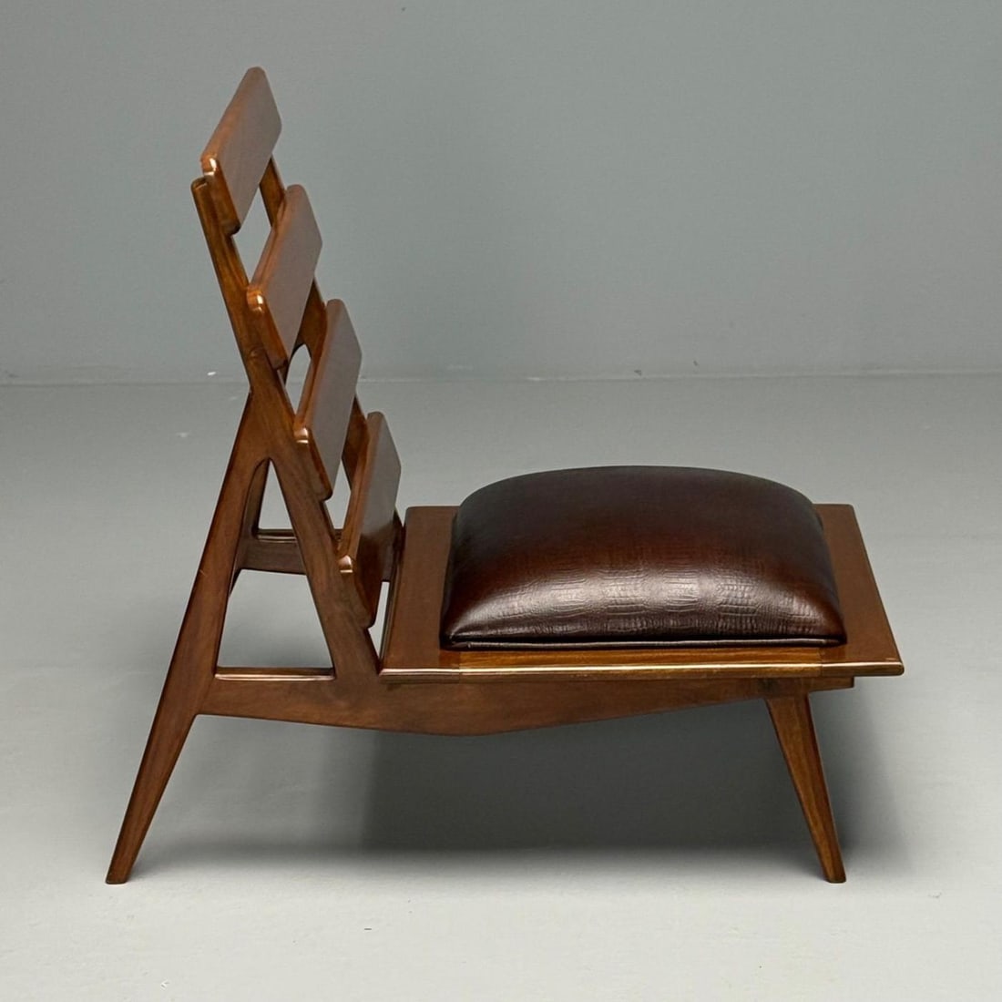 Brazilian Mid-Century Modern, Sculptural Lounge Chairs, Mahogany, Leather - 9