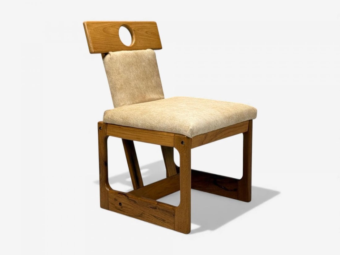 Sergio Rodrigues, Cavoina, Cowhide, Four Cuiabá Dining Chairs, Brazil, 1985 - 8