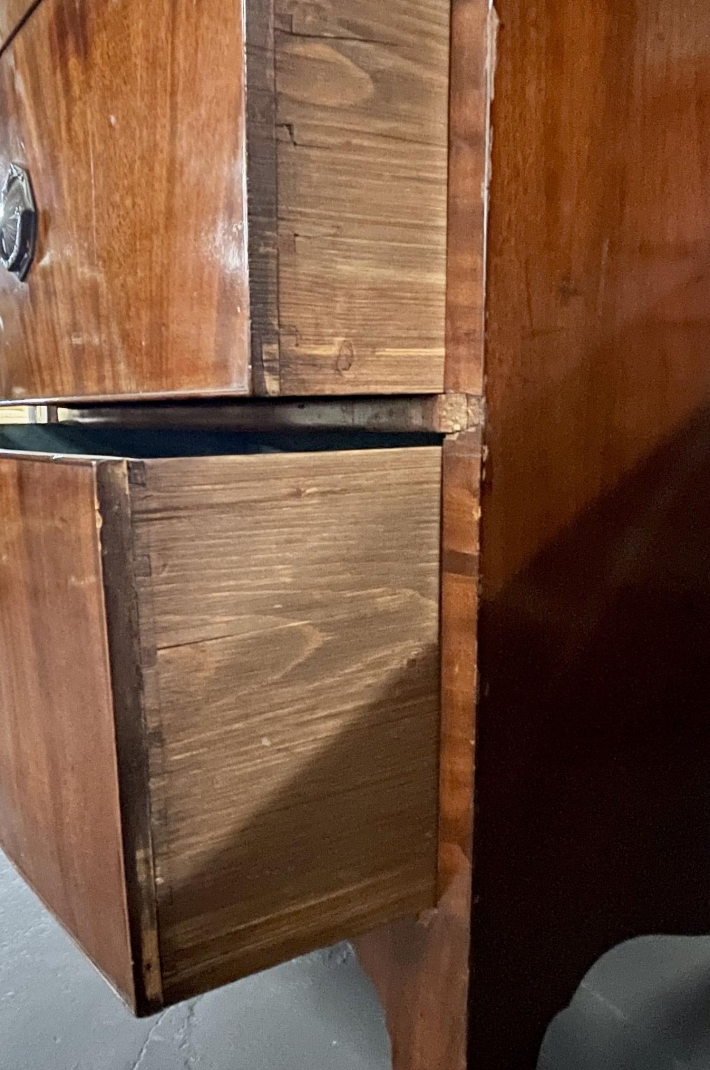 Late George III Mahogany Bowfront Chest on Chest - 7