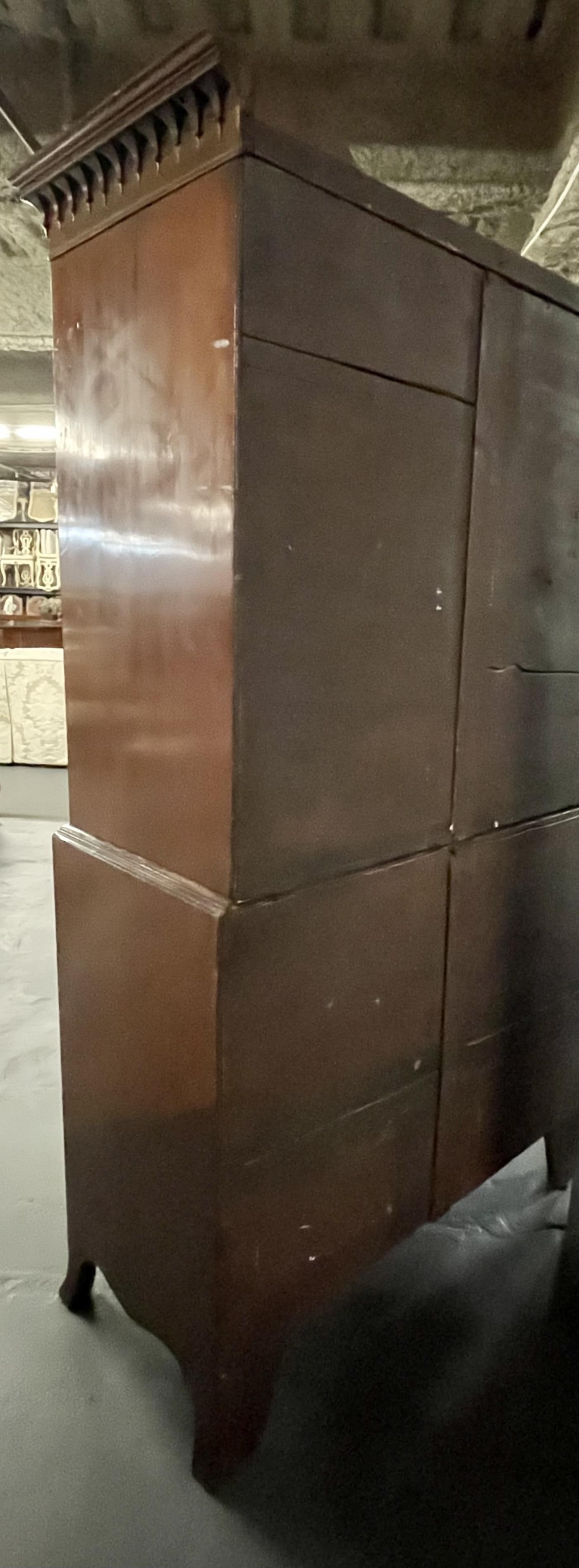 Late George III Mahogany Bowfront Chest on Chest - 9