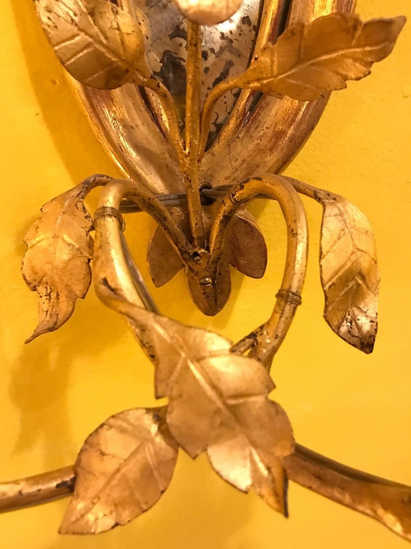 Pair of French, 19th Century Giltwood Mirrored Back Wall Sconces - 10