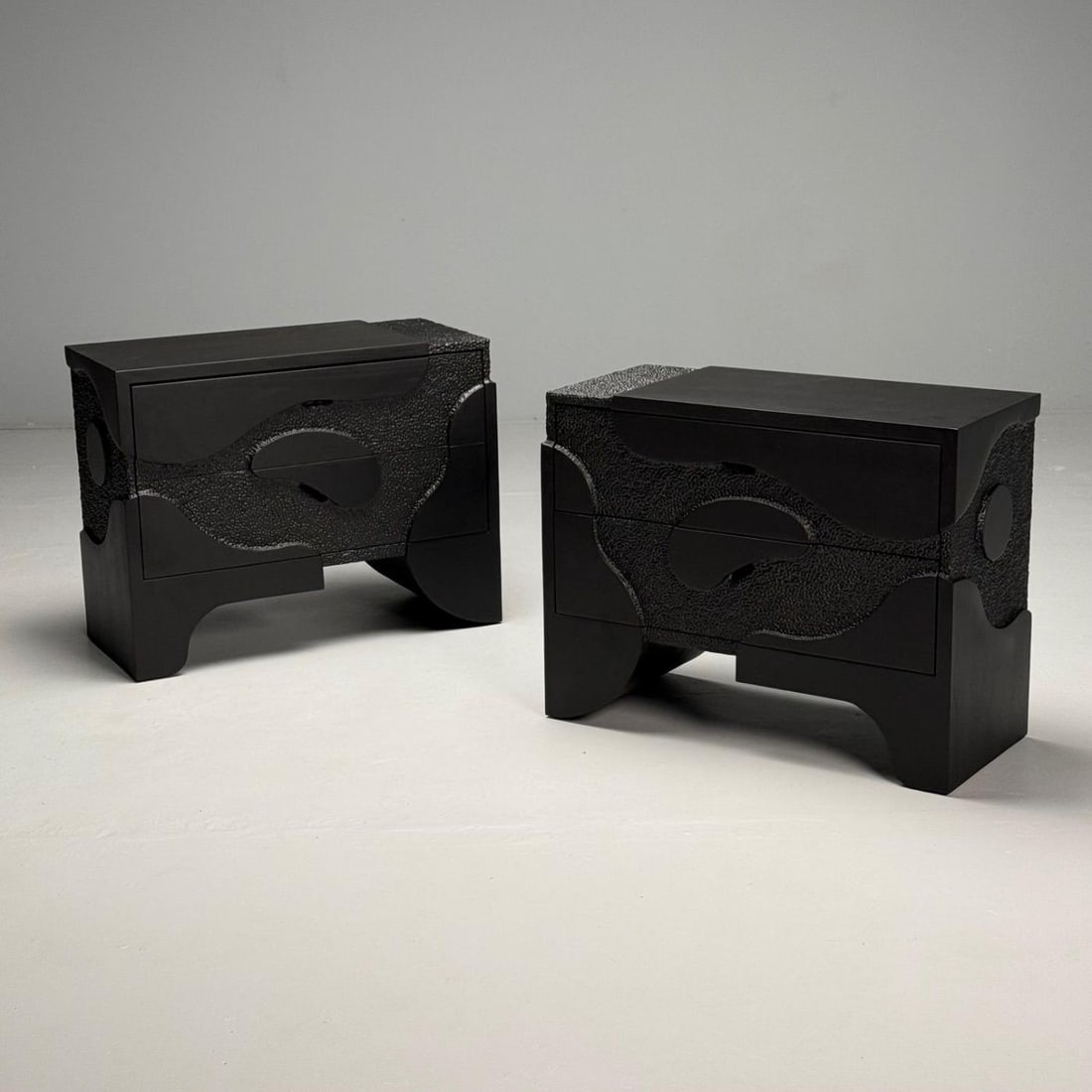 Contemporary, Organic Modern, Sculptural Nightstands, Black Ashwood, 21st C. - 7