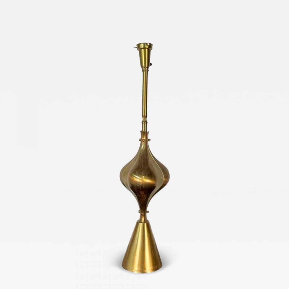 Single Hollywood Regency Style Brass Table / Desk Lamp - 2