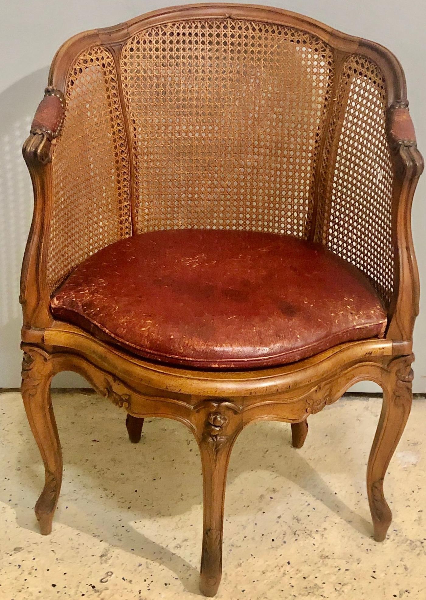 Two 18th Century French Caned Bergere de Bureau, a Compatible Pair - 10