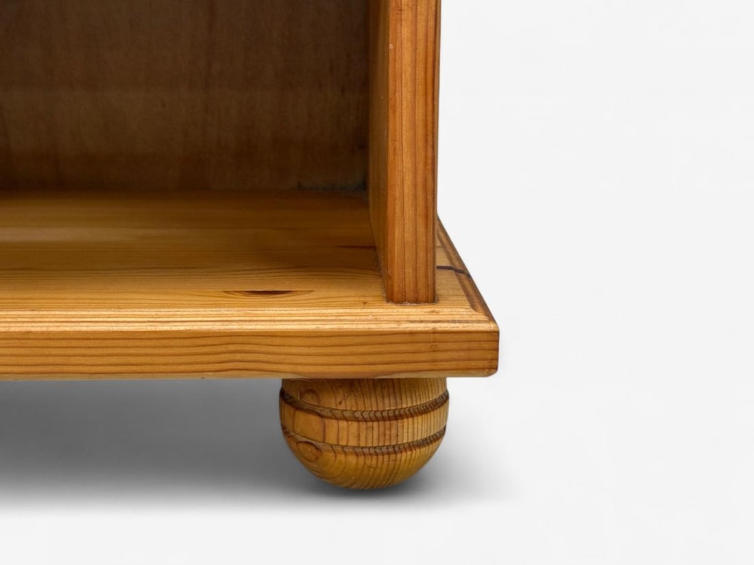 Swedish Modern, Pine, Nightstands, Sweden, 1960s - 10