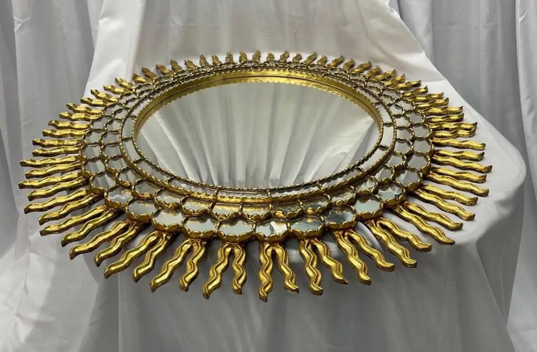 Vintage Mid-Century Italian Gilt Gold Sunburst Wall Mirror, Over the Mantle - 7